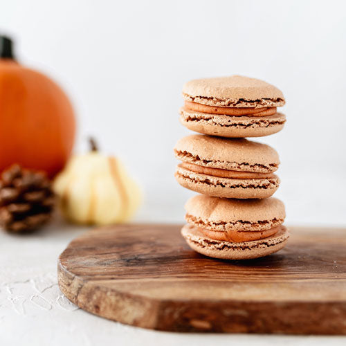 Pumpkin Spice Macaron